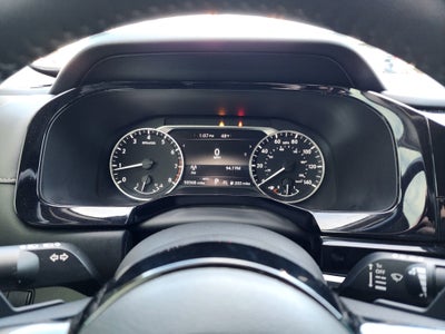 2022 Nissan Pathfinder SV