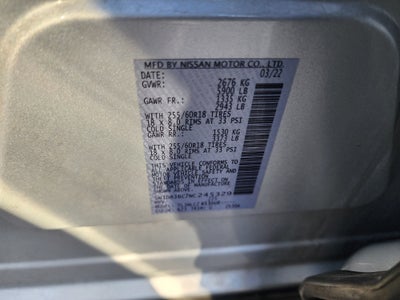 2022 Nissan Pathfinder SV