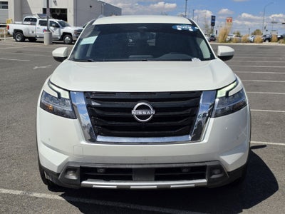 2022 Nissan Pathfinder SL 4WD