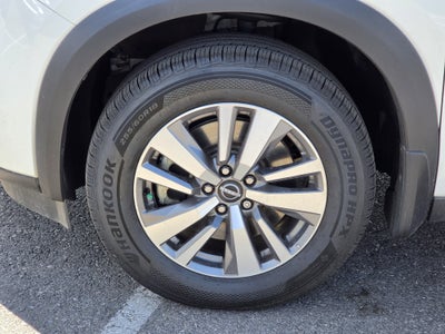 2022 Nissan Pathfinder SL 4WD