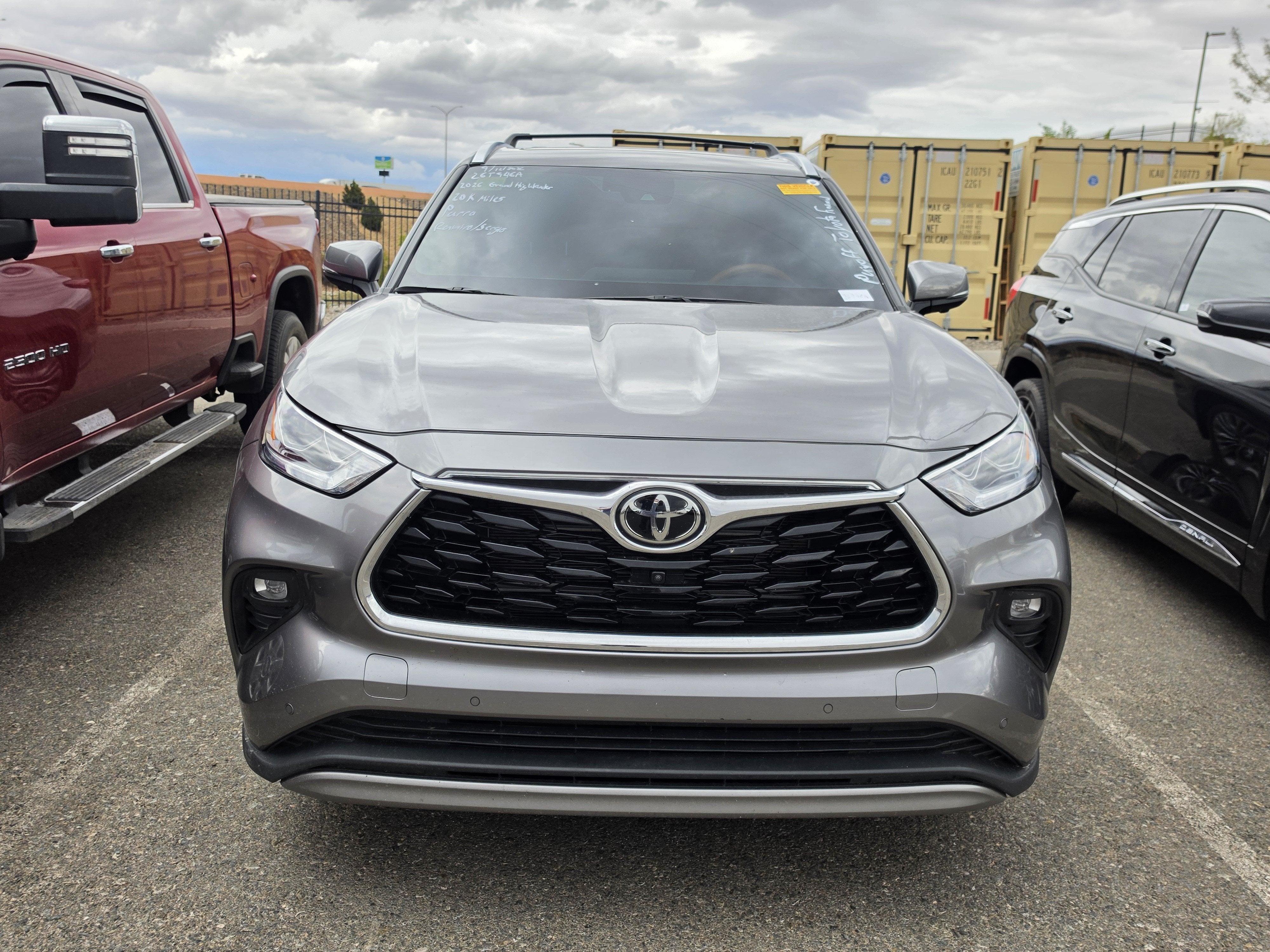 2026 Toyota Highlander Hybrid Platinum