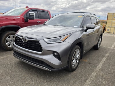 2026 Toyota Highlander Hybrid Platinum