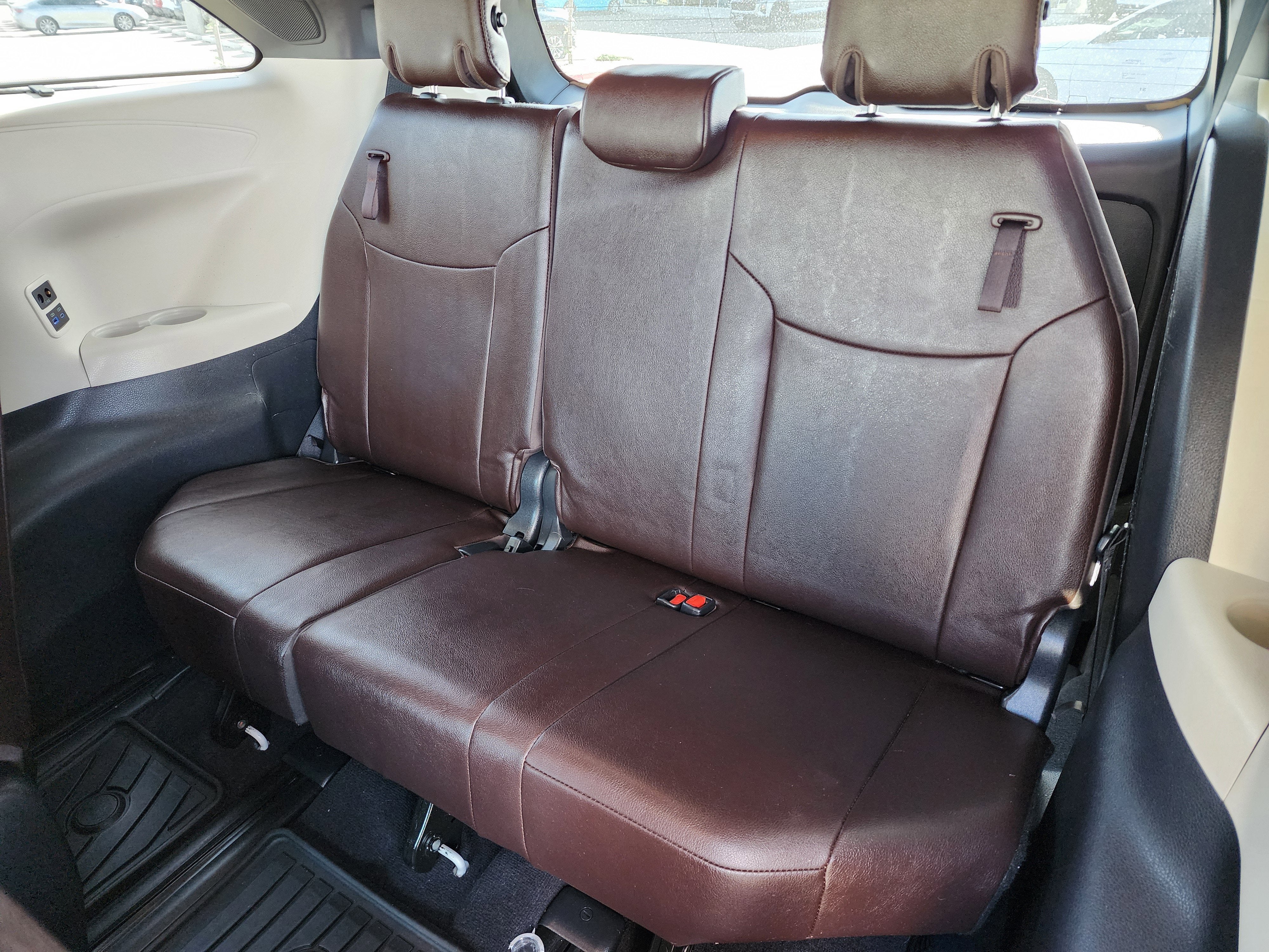 2021 Toyota Sienna Platinum