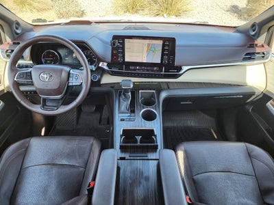 2021 Toyota Sienna Platinum