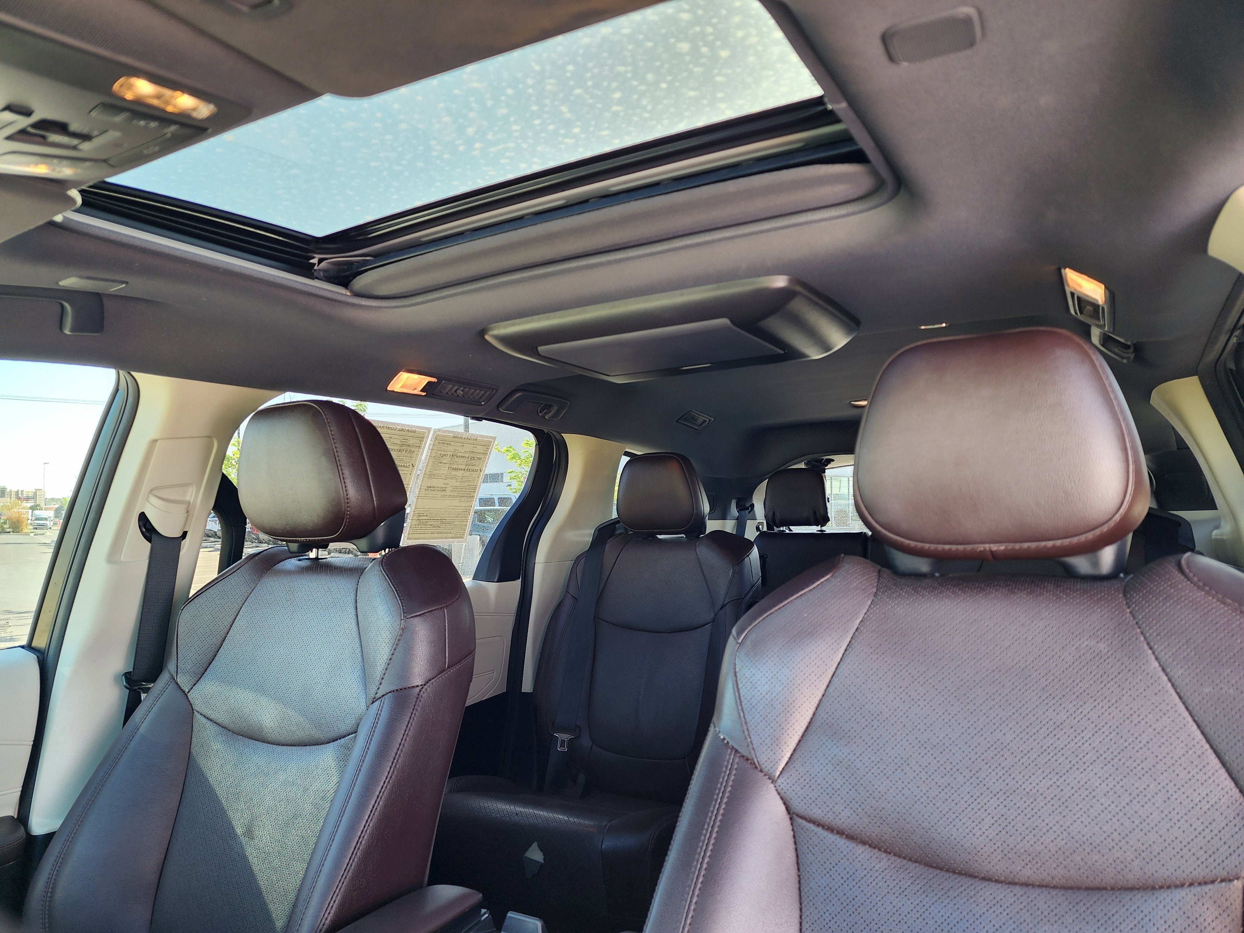 2021 Toyota Sienna Platinum