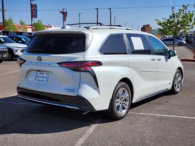 2021 Toyota Sienna Platinum