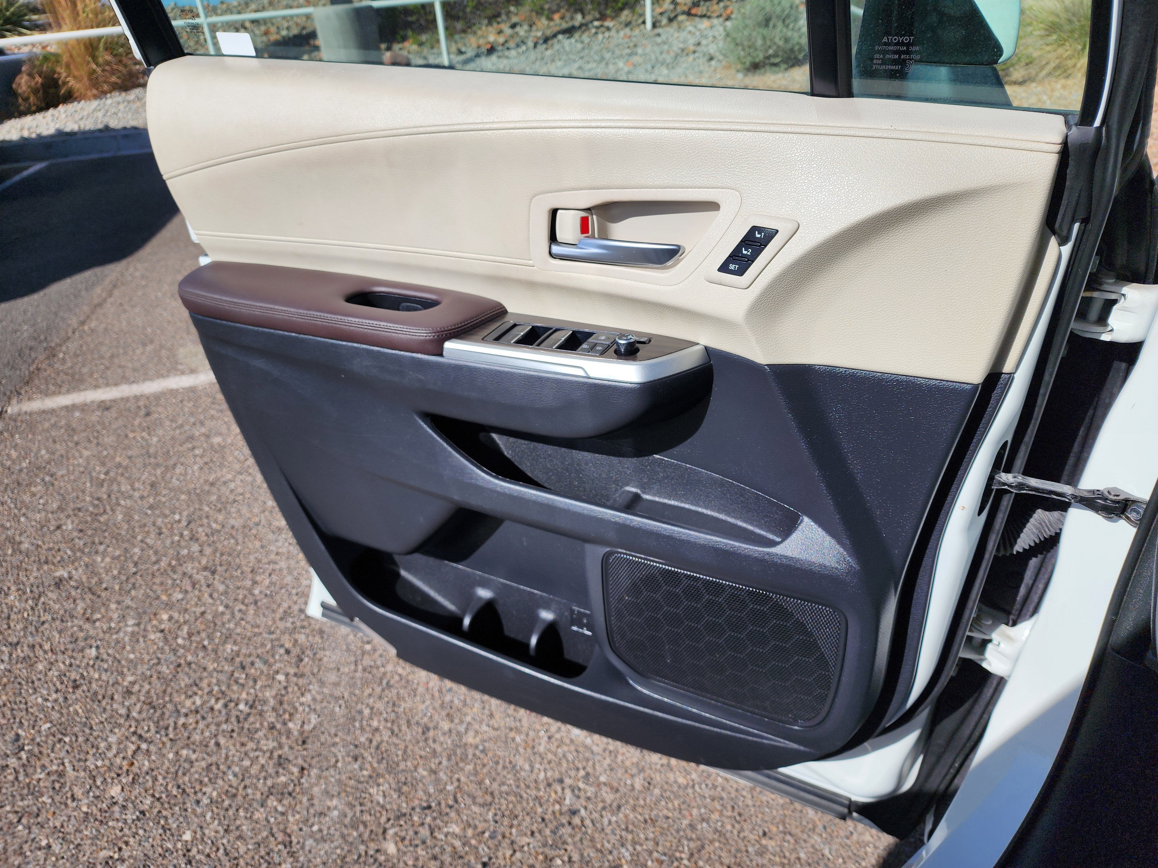 2021 Toyota Sienna Platinum