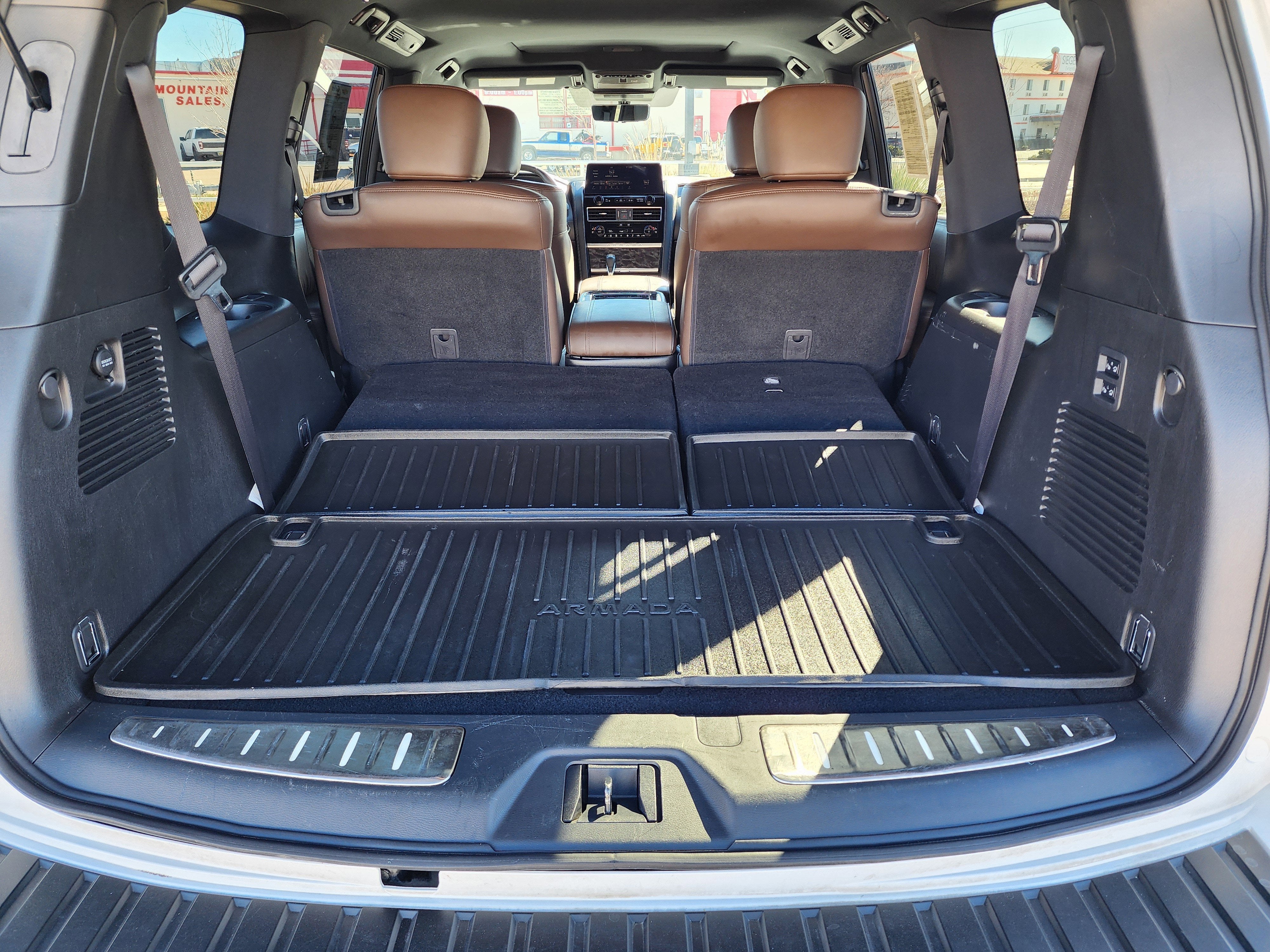 2024 Nissan Armada Platinum