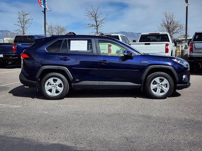 2021 Toyota RAV4 Hybrid XLE
