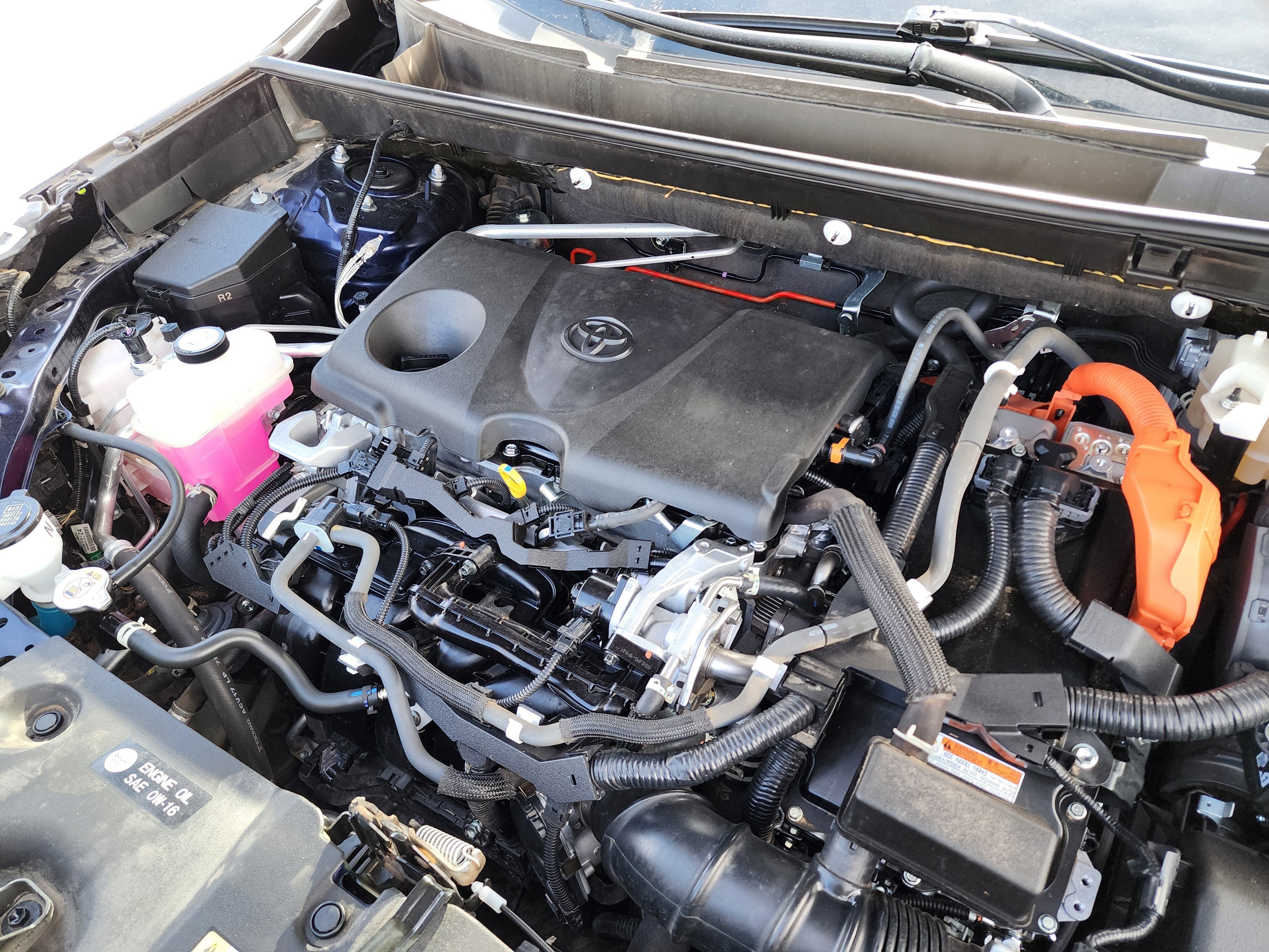 2021 Toyota RAV4 Hybrid XLE