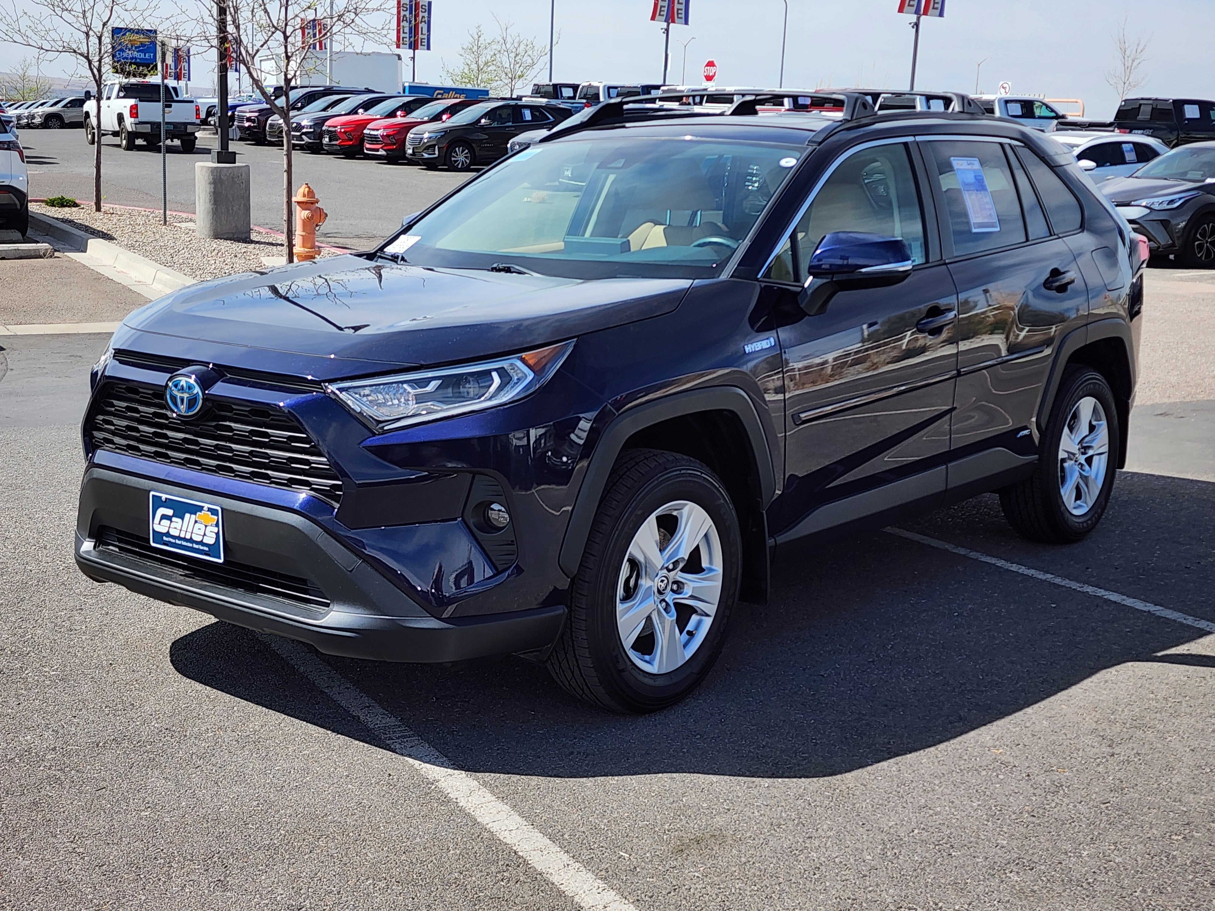2021 Toyota RAV4 Hybrid XLE