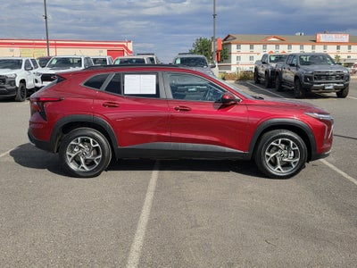 2025 Chevrolet Trax LT