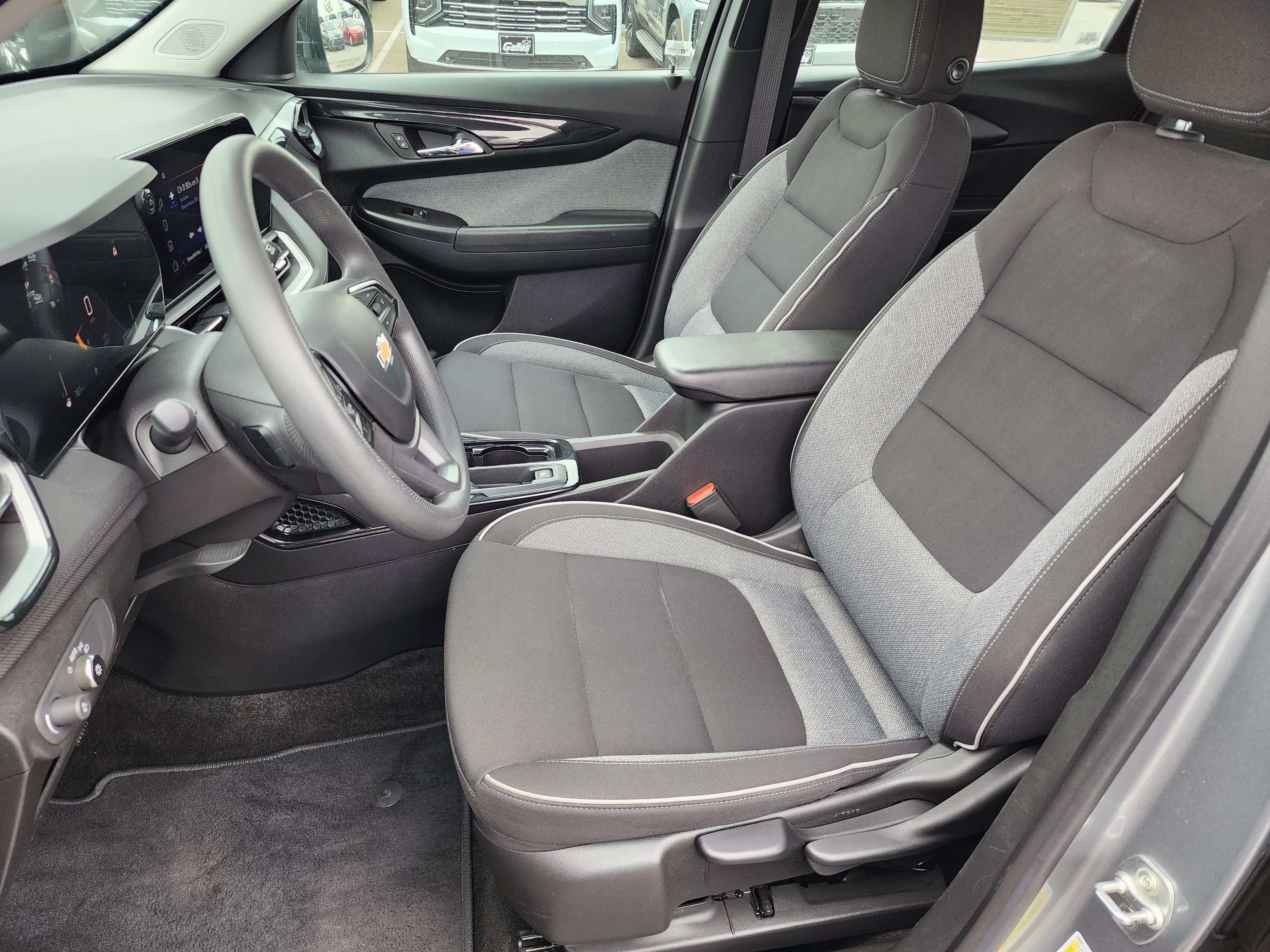 2024 Chevrolet Trailblazer LS