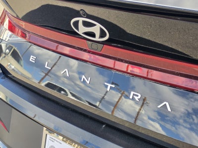 2025 Hyundai Elantra SEL Sport