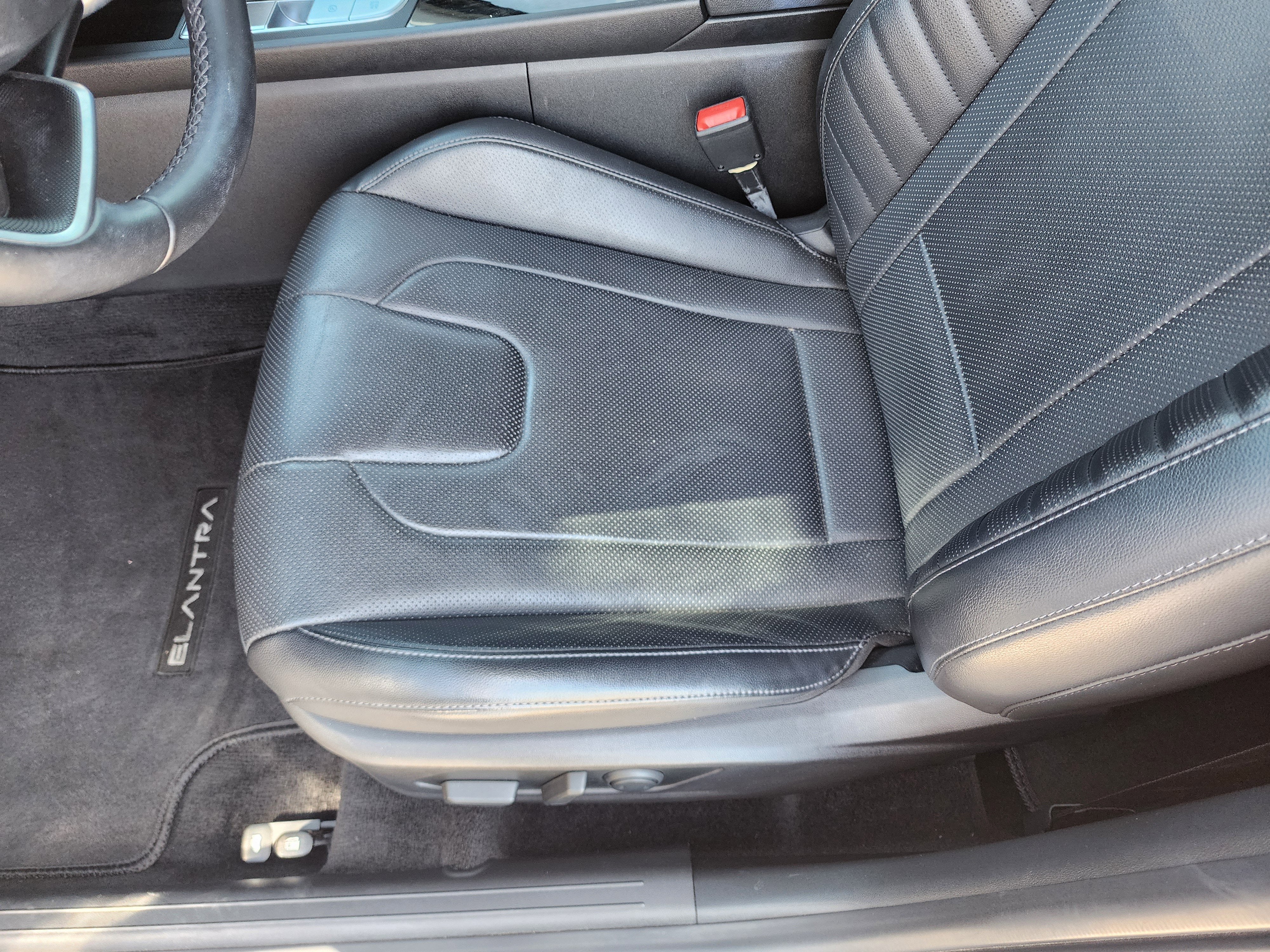 2022 Hyundai Elantra Hybrid Limited