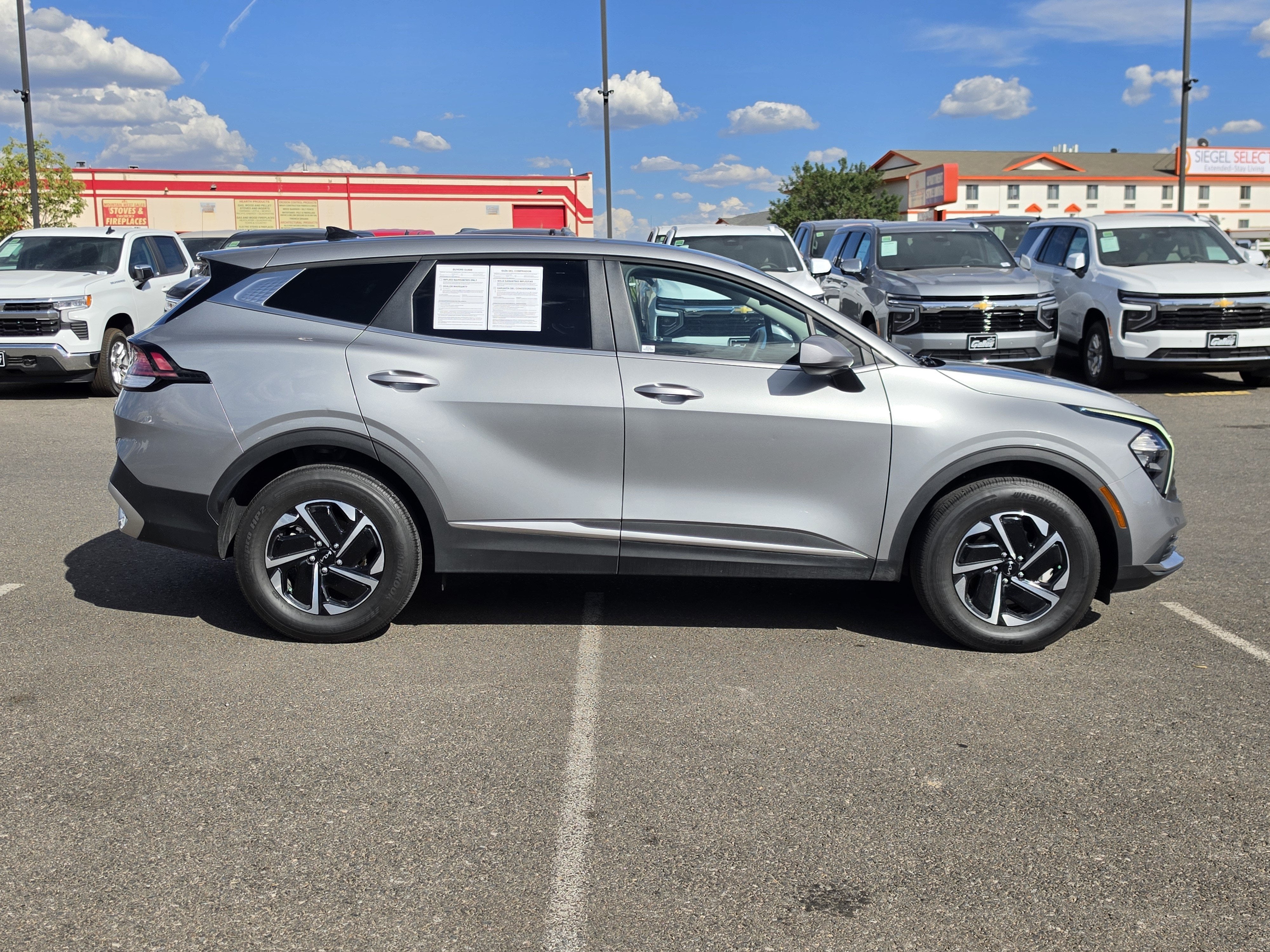 2023 Kia Sportage Hybrid LX